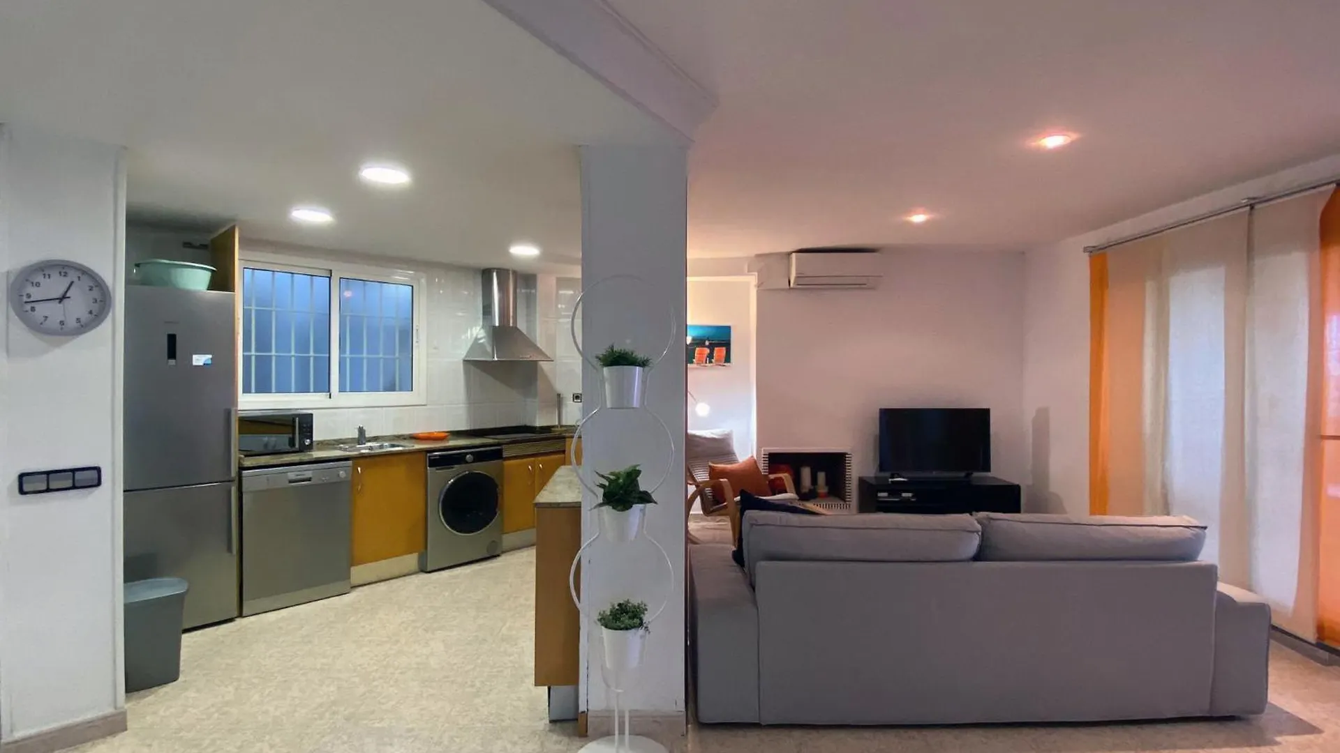 Esquirol-Mar Apartment Cambrils